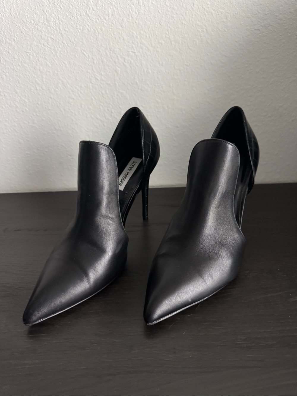 Steve Madden Black Leather Pointed-Toe Stiletto Booties Size 9.5